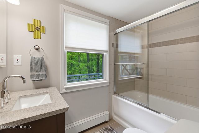 198 Deepdale Drive, Middletown, NJ 07748