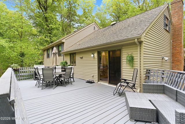 198 Deepdale Drive, Middletown, NJ 07748