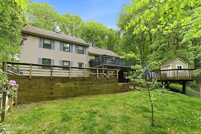 198 Deepdale Drive, Middletown, NJ 07748