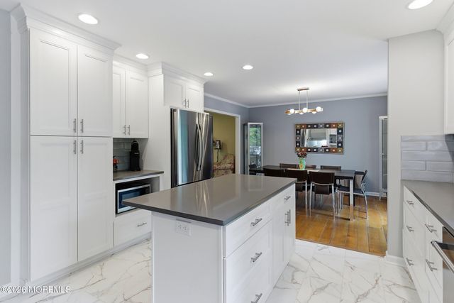 198 Deepdale Drive, Middletown, NJ 07748