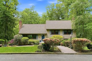 198 Deepdale Drive, Middletown, NJ 07748