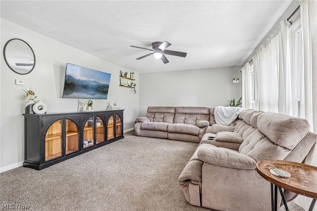 3145 Imrek Drive, Akron, OH 44312