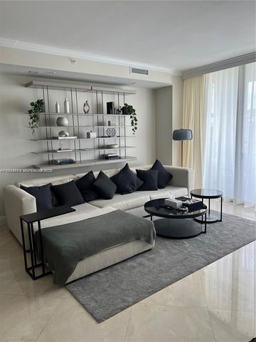 3400 SW 27th Ave 1105, Miami, FL 33133