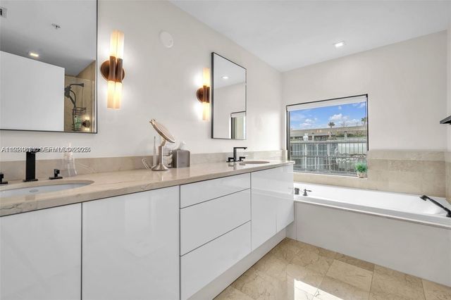 3400 SW 27th Ave 1105, Miami, FL 33133