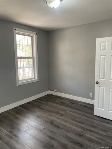 1038 E 224th Street, Bronx, NY 10466