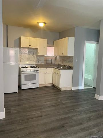 1038 E 224th Street, Bronx, NY 10466