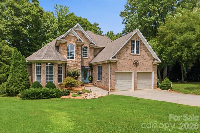 4029 Foxes Trail, Cramerton, NC 28032