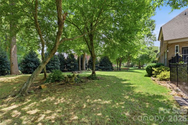 4029 Foxes Trail, Cramerton, NC 28032