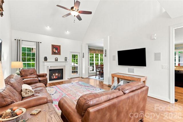 4029 Foxes Trail, Cramerton, NC 28032