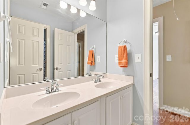 4029 Foxes Trail, Cramerton, NC 28032