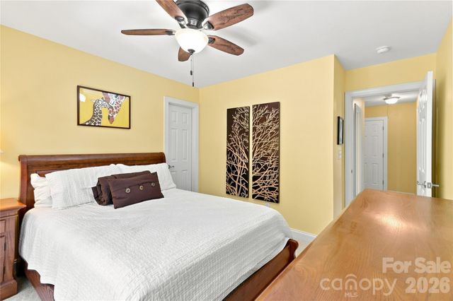 4029 Foxes Trail, Cramerton, NC 28032