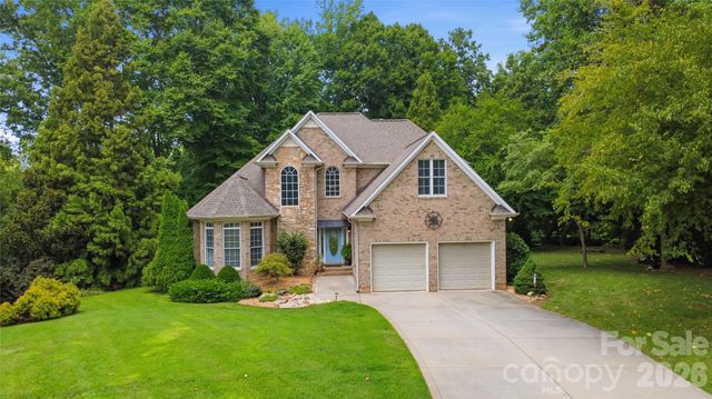 4029 Foxes Trail, Cramerton, NC 28032