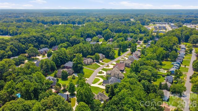 4029 Foxes Trail, Cramerton, NC 28032