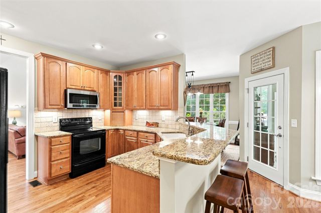 4029 Foxes Trail, Cramerton, NC 28032