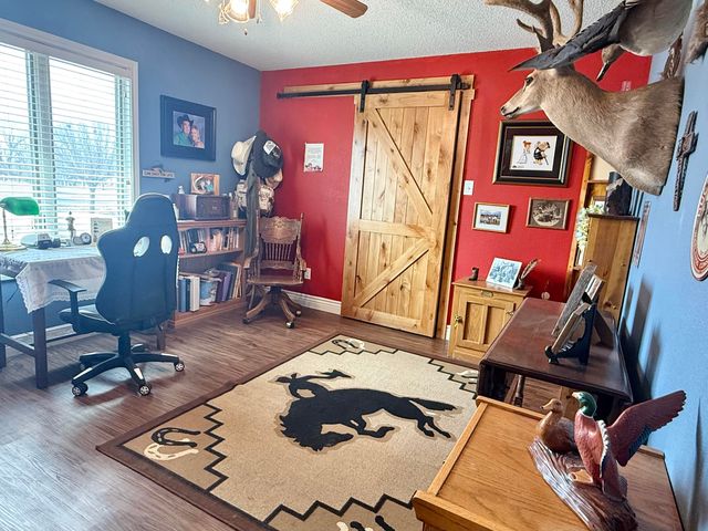 19 Ridgeview, Farwell, TX 79325