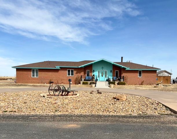 19 Ridgeview, Farwell, TX 79325