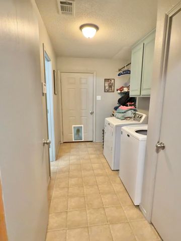 19 Ridgeview, Farwell, TX 79325