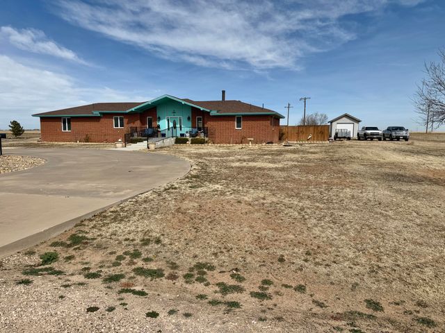 19 Ridgeview, Farwell, TX 79325