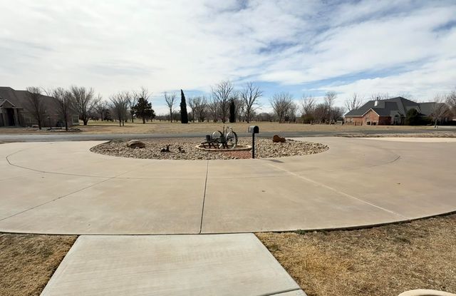 19 Ridgeview, Farwell, TX 79325