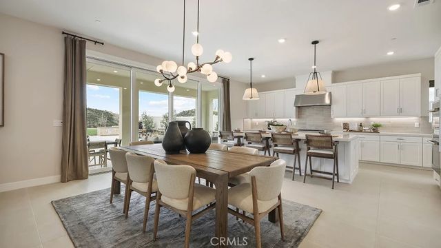 24349 Camino Oceano, Valencia, CA 91354
