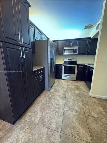 10730 NW 14th St 160, Plantation, FL 33322
