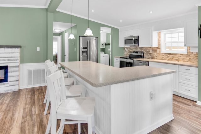 465 Sandpebble Dr., Surfside Beach, SC 29575