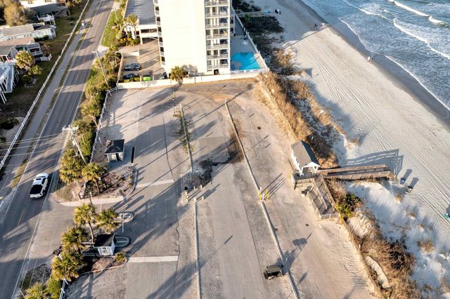 465 Sandpebble Dr., Surfside Beach, SC 29575