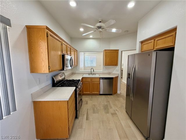 10353 Sloping Hill Avenue, Las Vegas, NV 89129