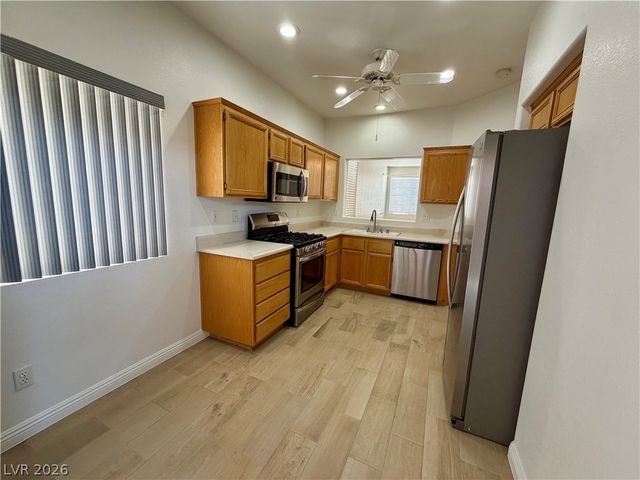 10353 Sloping Hill Avenue, Las Vegas, NV 89129