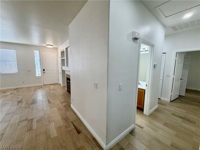 10353 Sloping Hill Avenue, Las Vegas, NV 89129