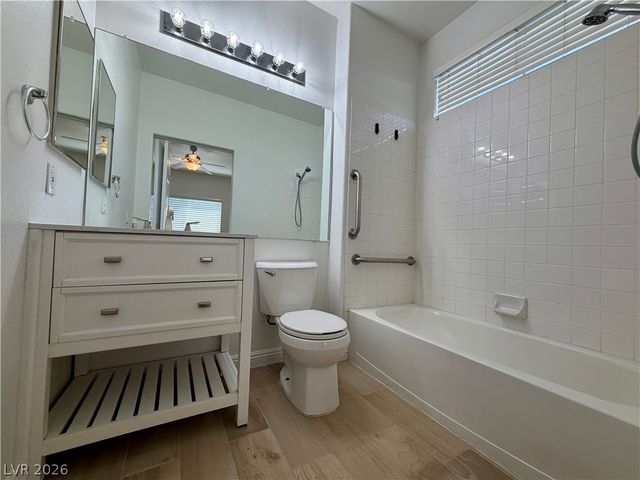 10353 Sloping Hill Avenue, Las Vegas, NV 89129