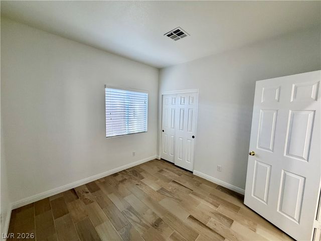 10353 Sloping Hill Avenue, Las Vegas, NV 89129