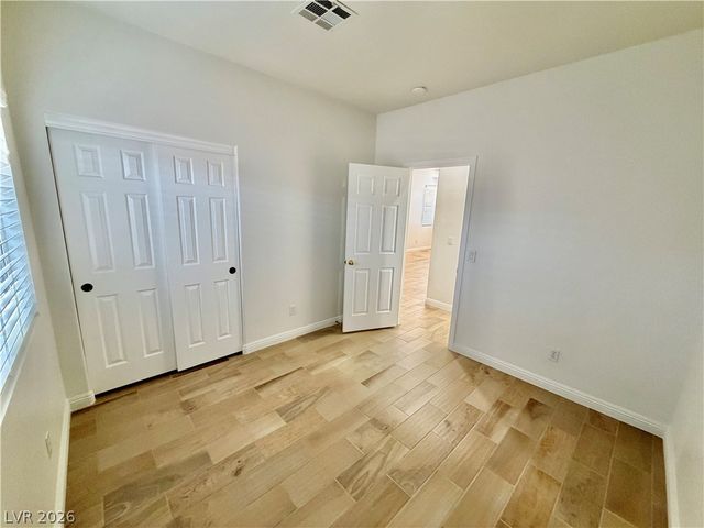 10353 Sloping Hill Avenue, Las Vegas, NV 89129