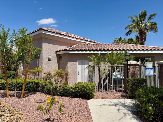 10353 Sloping Hill Avenue, Las Vegas, NV 89129