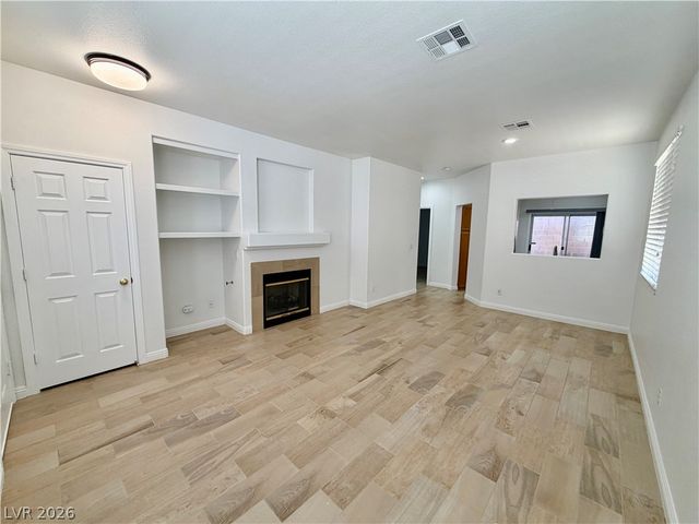 10353 Sloping Hill Avenue, Las Vegas, NV 89129