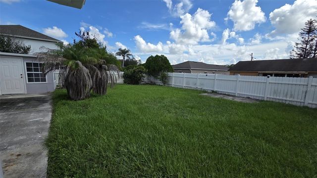 913 CAMBRIDGE COURT, Kissimmee, FL 34758