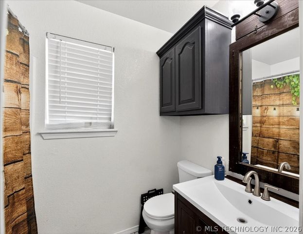610 N Main Street, Wagoner, OK 74467