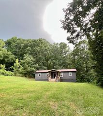 6581 Emerald Isle Drive, Sherrills Ford, NC 28673