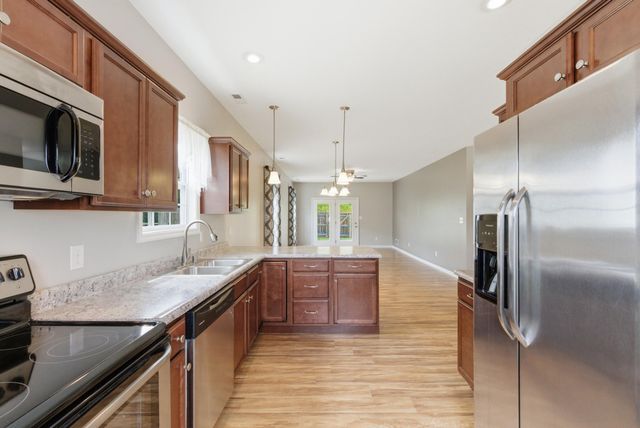 364 Oxford Circle, Richmond, KY 40475