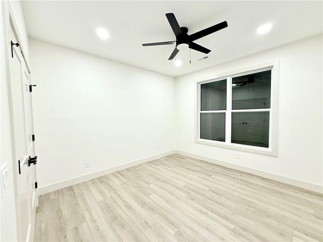 2804 Craftsman Drive, Sedalia, MO 65301