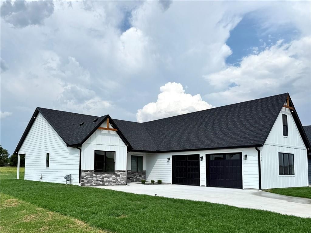 2804 Craftsman Drive, Sedalia, MO 65301