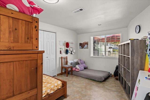 3053 Adams Circle, Medford, OR 97504