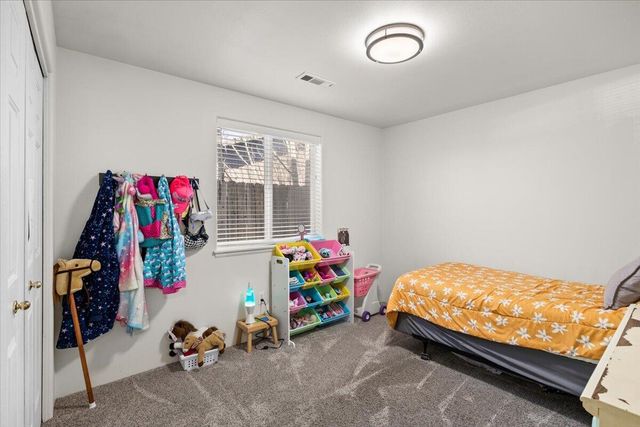 3053 Adams Circle, Medford, OR 97504