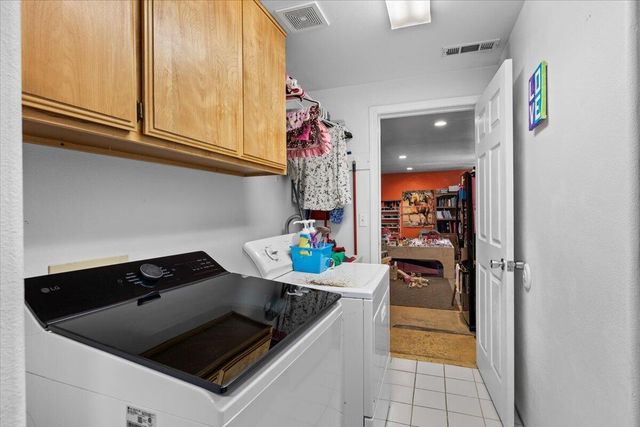 3053 Adams Circle, Medford, OR 97504