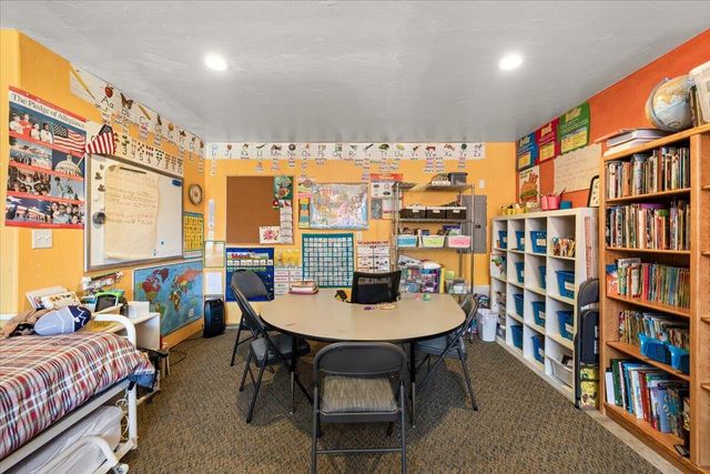 3053 Adams Circle, Medford, OR 97504