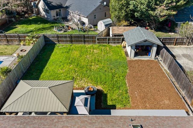 3053 Adams Circle, Medford, OR 97504