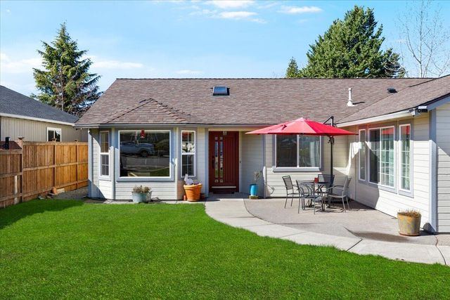 3053 Adams Circle, Medford, OR 97504