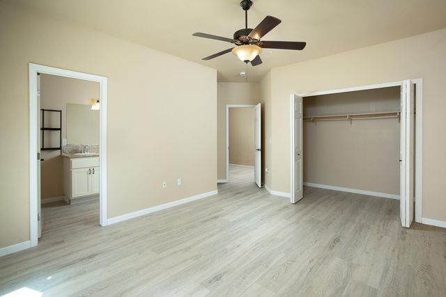 1406 Sundance Dr, Plumas Lake, CA 95961