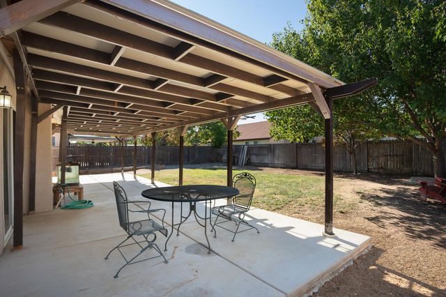 1406 Sundance Dr, Plumas Lake, CA 95961