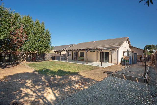 1406 Sundance Dr, Plumas Lake, CA 95961